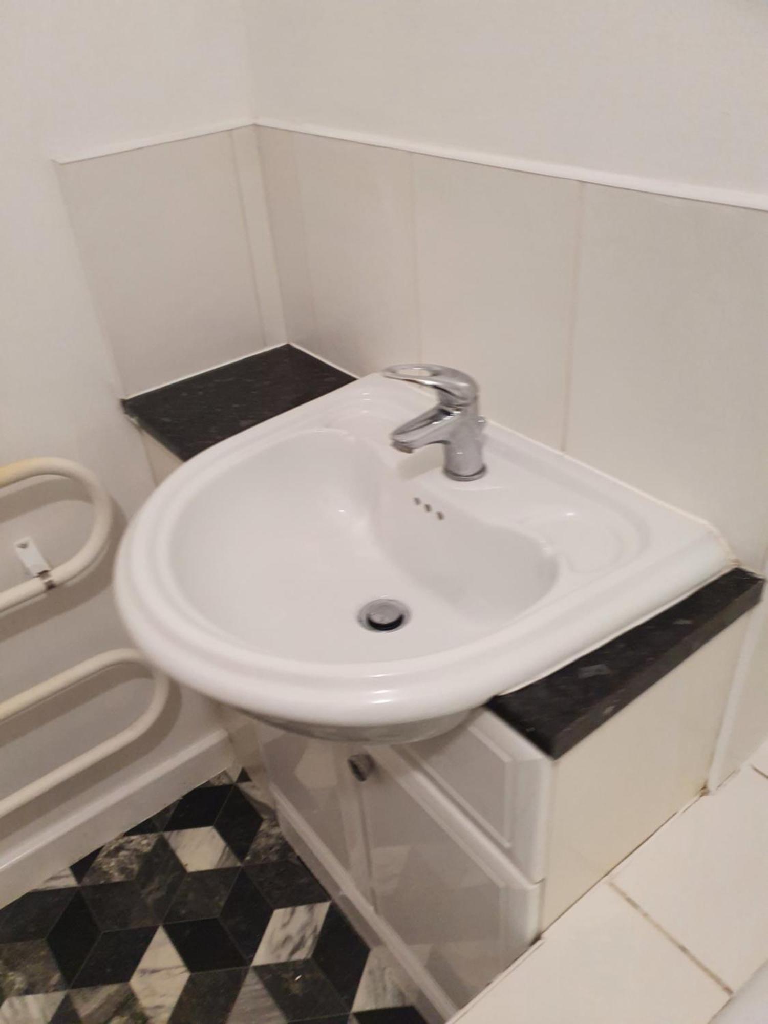 Quiet 2 Bedroom Flat In Darlington With Free Parking, Wi-Fi And More Kültér fotó